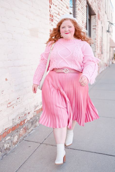 A Pretty in Pink Outfit for the Spring Transition - With Wonder and Whimsy Glam Pink Outfits, Barbiecore Aesthetic Outfit Plus Size, Plus Pink Outfits, Plus Size Unique Fashion, Romantic Pink Outfit, Casual Girly Outfits Plus Size, Pink Outfits Midsize, Feminine Style Plus Size, Plus Size Princess Aesthetic