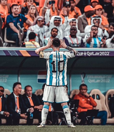 #argentina Football Neymar, Ricardo Kaka, Messi World Cup, Messi Psg, Messi Photos, Messi Ronaldo, Lionel Andrés Messi, Ronaldo Football, Leonel Messi