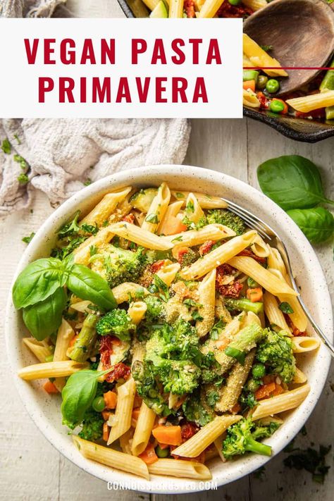 Vegan Pasta Primavera, Vegan Pasta Noodles, White Wine Pasta Sauce, Pasta And Veggies, Veggie Noodles Recipes, Creamy Vegan Pasta, Pasta Noodle Recipe, Easy Vegan Recipes, Summer Diet