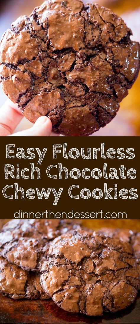 Flourless Chocolate Chewy Cookies are crispy and chewy with a fudgy center that take just a few minutes to make and taste like they came from a bakery! Chocolate Chewy Cookies, Cookies Sans Gluten, Flourless Desserts, Flourless Chocolate Cookies, Cookie Recipes Chewy, Flourless Cookies, Chewy Chocolate Cookies, Dessert Sans Gluten, Patisserie Sans Gluten