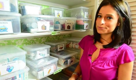 This Woman’s House Has Been Named ‘The Most Organized In America’ | 12 Tomatoes Office Closet Ideas, Diy Air Conditioner, Dollar Store Christmas Decor, Rare Pyrex, Tidy House, Houses In America, Tanning Sunscreen, Diy Swimming Pool, Cloud Lights