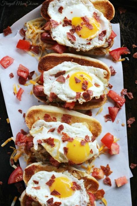 The Ultimate Breakfast Hotdog is a fully loaded hotdog with ingredients that makes it perfect for breakfast, brunch, lunch and even dinner. Gourmet Hot Dogs, Hot Dog Toppings, Breakfast Goodies, Ultimate Breakfast, Hot Dog Recipes, Breakfast Sandwiches, Cheat Day, Dog Recipes, Breakfast Brunch Recipes