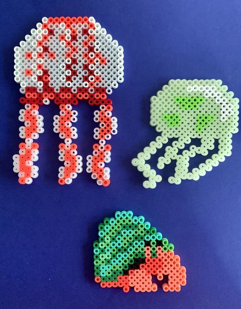 Sea Animal Perler Beads, Jellyfish Perler Bead Patterns, Disney Perler Bead Patterns, Pixel Pokemon, Ironing Beads, Melt Beads Patterns, Christmas Perler Beads, Hamma Beads Ideas, Easy Perler Bead Patterns