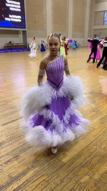 Standard Ballroom Competition Dresses, Ballroom Dance Dresses Standard, Latin Competition Dress, Ballroom Dance Outfits, Ballroom Standard Dress, Ballroom Competition Dress, Dance Competition Dress, Ballroom Competition, Ballroom Gowns