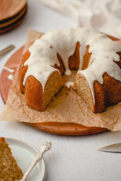 Maple Brown Butter Bundt Cake Brown Butter Bundt Cake, Fall Bundt Cake, Butter Bundt Cake, Maple Cake, Cake For Breakfast, Maple Brown, Maple Pecan, Fall Cakes, Maple Glaze