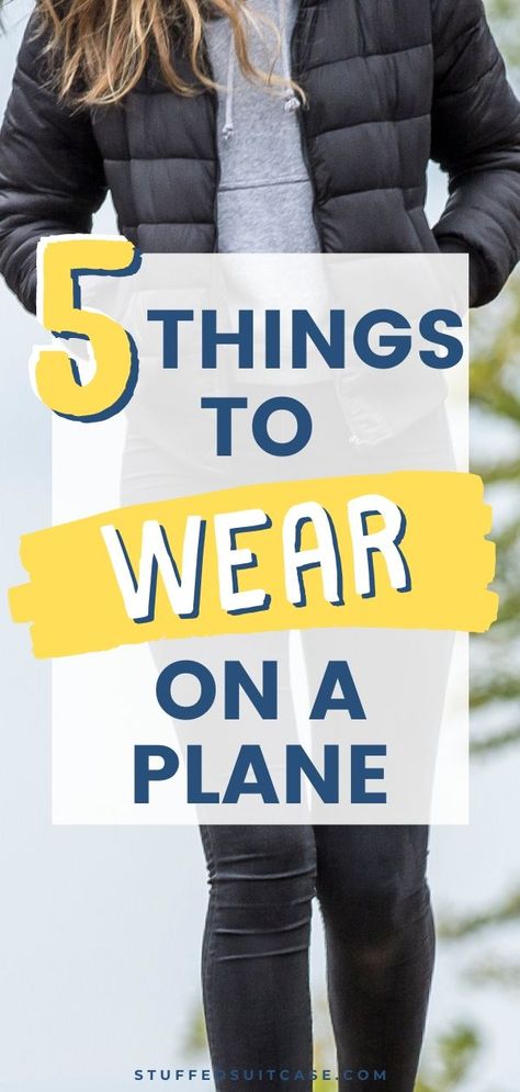 Comfortable Airplane Outfit, Clothes To Travel On Plane, What To Wear On A Flight Outfits, Travelling Outfits Plane, Flying Outfit Travel Winter, Best Airplane Outfit, What To Pack On Holiday, Airplain Outfit, Clothes For Traveling Airplane