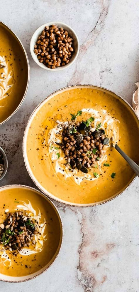 Pumpkin Lentil Soup, Pumpkin Carrot Soup, Pumpkin Lentil, Winter Vegetarian Recipes, Curried Pumpkin, Vegan Winter Recipes, Vegan Pumpkin Soup, Autumn Recipes Vegetarian, Fall Vegan Recipes