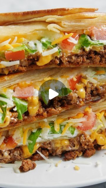 DAMN DELICIOUS on Instagram: "HOMEMADE CRUNCH WRAP SUPREME! A complete copycat version from Taco Bell but so much better. Get your fix now. 🙌 

LINK IN BIO.

https://damndelicious.net/2017/01/11/homemade-crunch-wrap-supreme/" How To Make Crunch Wraps Taco Bells, Crunchy Wrap Supreme Recipe, Copycat Taco Bell Crunch Wrap, Crunch Wrap Video, Crunch Wrap Supreme Recipe Video, Taco Bell Wrap, Taco Bell Crunch Wrap Supreme, Crunch Wrap Supreme Recipe, Homemade Dips