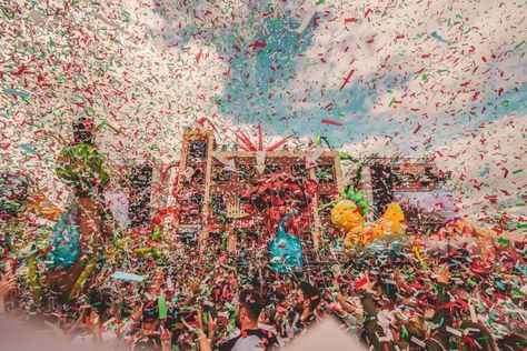 Elrow Festival, Festival Aesthetic, Trinidad Carnival, Baby Kiss, Festival Background, Mission Impossible, London Town, Outdoor Event, Music Festivals