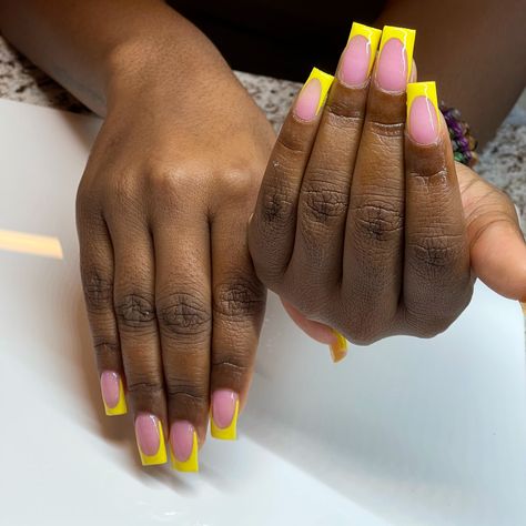 #nails #nailart #nailsofinstagram #acrylic #acrylicnaildesigns #shortnails #french #frenchnails #pink #aesthetic #fashion #yellow #crispy Yellow French Tip With Design, Yellow Tip Nails Acrylic, Yellow French Tip Nails, Pink Aesthetic Fashion, Yellow French Tip, Yellow French, Junk Nails, Nail Board, Amazing Nails