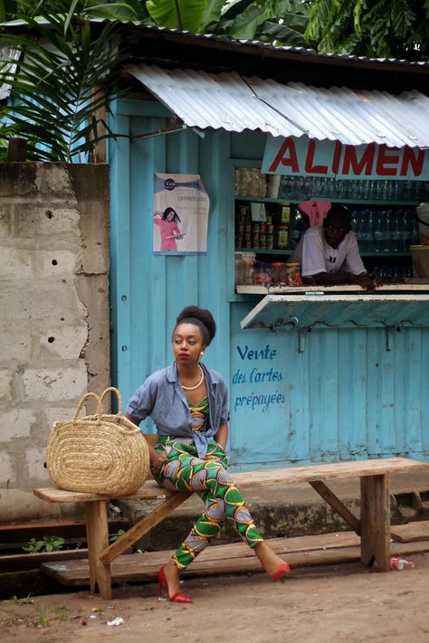 BLACKBEAUTYBAG: NATACHA BACO MEETS BRAZZAVILLE Brasil Aesthetic, Beauty Events, African Print Pants, African Life, Pan Africanism, African Chic, Congo Brazzaville, Black Photography, Beauty Event