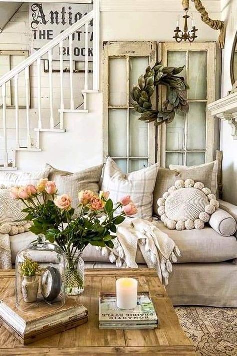 Shabby Living Room Ideas, Small Living Room Ideas Boho Chic, Shabby Chic Family Room, Cottage Family Room Ideas, Country Romance Living Room, Studio Cottage Interior, Spring Home Decor Ideas Living Rooms, Rustic French Country Living Room, Shabby Chic Farmhouse Living Room