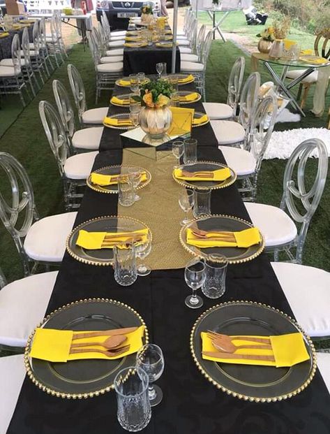 Black And Yellow Theme Party, Black Yellow And Gold Party Decorations, Black And Yellow Decorations, Black And Yellow Party Decor, Black And Yellow Table Decorations, Black And Yellow Wedding Decorations, Black And Yellow Wedding Theme, Yellow Decor Wedding, Mustard Wedding Theme