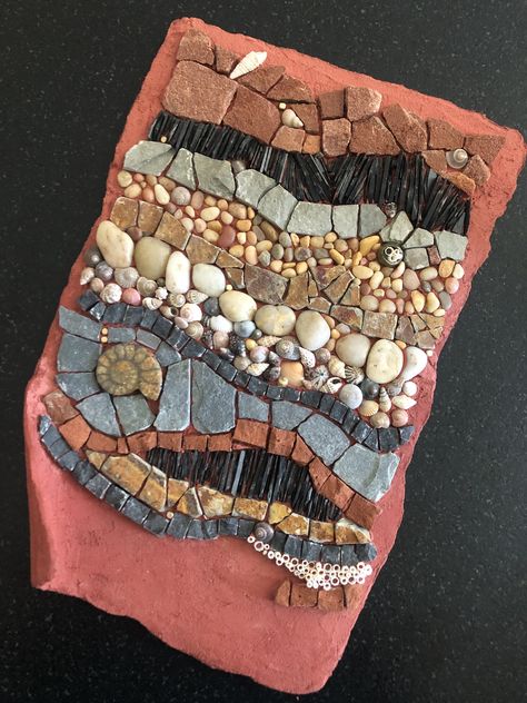 Mosaic Rock Art, Spiral Mosaic, Slate Mosaics, Rock Mosaics, Smalti Mosaic, Rock Mosaic, Stone Mosaic Art, Grout Colors, Abstract Mosaic Art