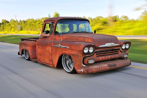 Kombi Pick Up, Chevy Apache, Chevrolet Apache, Studebaker Trucks, Lowered Trucks, Vintage Pickup Trucks, Rat Rods Truck, Old Pickup, Jeep Rubicon