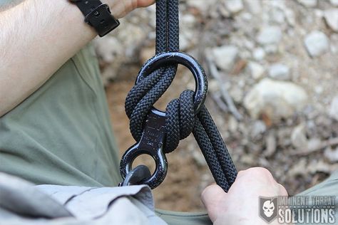 Rock Climbing Knots, Tree Climbing Equipment, Rappelling Gear, Arborist Climbing, Climbing Knots, Climbing Tower, Survival Knots, Abseiling, Knot Tying