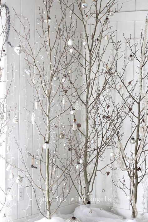 37 Awesome Silver And White Christmas Tree Decorating Ideas & Inspirations #Silver And #White #ChristmasTree #Decorating Ideas White Christmas Tree Decorations, Christmas Branches, White Birch Trees, White Trees, White Christmas Trees, Christmas Favorites, Christmas Style, Birch Trees, Common Ground