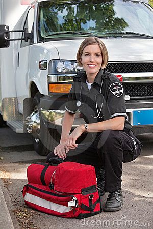 Female Emt Paramedic, Emt Photoshoot Ideas, Paramedic Graduation Pictures, Paramedic Photography, Emt Graduation Pictures, Ems Photoshoot, Ems Photography, Firefighter Photoshoot, Female Emt