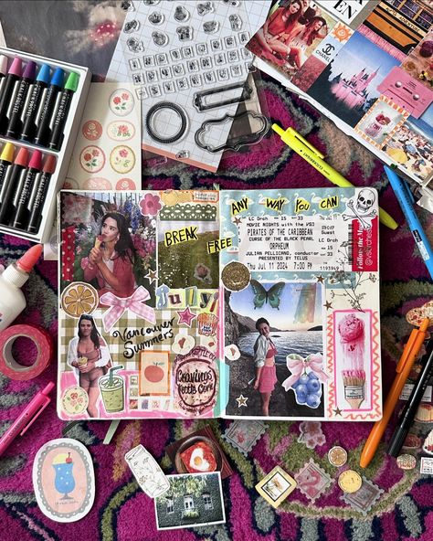 junk journal inspo Scrapbook Journal Memories, Junk Journaling Aesthetic, Scrapbook Book Ideas, How To Start Journaling, Junk Journal Spreads, Scrap Journal Ideas, Journal Ideas Scrapbook, Bullet Journal Work, Monthly Journal