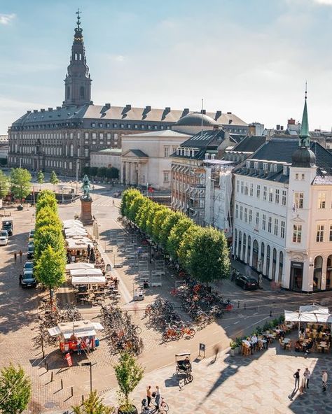 ExpediaUK on Instagram: "#Didyouknow Copenhagen has the longest shopping street in the world? Stroget offers a shopping experience for everyone, from high end to high street brands 🛍️ #Stroget #Copenhagen #EuropeanTravel #Europe #Wanderlust #IGTravel #Travelgram #WinterTravel #Expedia #ExpediaPic" Stroget Street Copenhagen, Hike Mountain, Street Brands, Healthy Travel, Travel Locations, Top Travel Destinations, Amazing Adventures, European Travel, Adventure Awaits