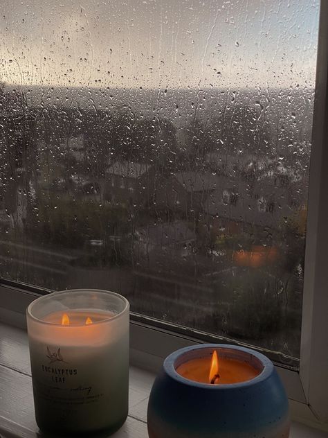 Candles aesthetic Rainy Window, Rainy Mood, Cozy Rainy Day, Rainy Day Aesthetic, I Love Rain, Love Rain, Rainy Night, Cozy Season, Cozy Aesthetic