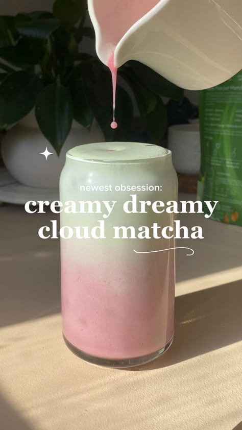 RYZE SUPERFOODS | We tried the viral Strawberry Cloud Matcha and it did NOT disappoint… 🍓✨ This dreamy latte is not just pretty to look at.. it’s also an… | Instagram Cute Coffee Drinks, Lattes Recipes, Drinks To Try, Latte Ideas, Aesthetic Drinks Recipe, Strawberry Matcha Latte, Strawberry Matcha, Matcha Drink Recipes, Iced Drinks Recipes