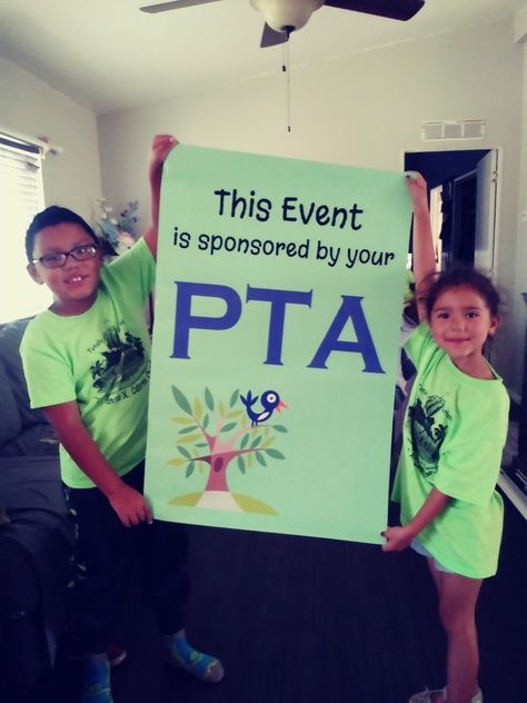 Pta Membership Poster Ideas, Pta Poster Board Ideas, Pta Table Display, Pta Bulletin Board Ideas, Pta Reflections, Childcare Facility, Pta Bulletin Boards, Trifold Board, Pto Mom