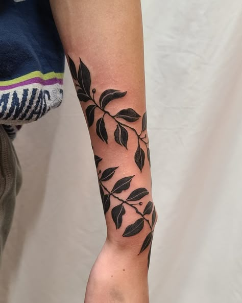 Greenery Wrist Wrap Tattoo, Men Vine Tattoo Arm, Dark Vine Tattoo, Vine Tattoo Men, Forearm Wrap Around Tattoo, Wrist Wrap Tattoos For Women, Vine Wrap Tattoo, Wrist Wrap Tattoo, Foliage Tattoo