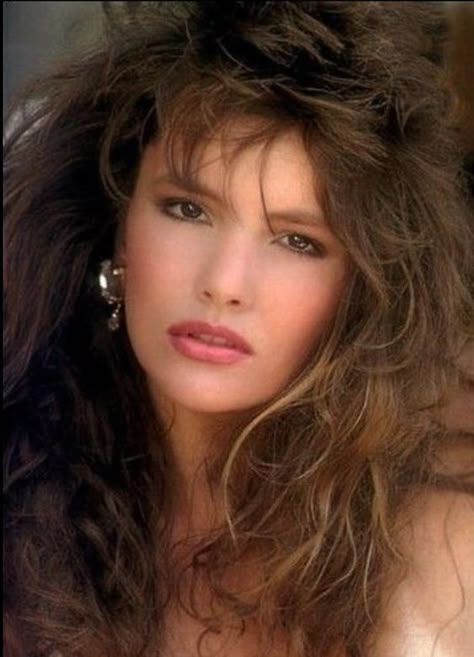 Brandi Brandt, Metal Girl Style, 80s Rock Fashion, 40 Hairstyles, Hairstyles For Ladies, Estilo Swag, 80s Hair, Nikki Sixx, Playboy Playmates