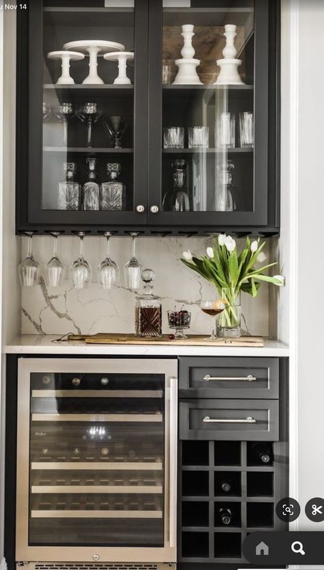 Small Bars For Home, Dining Room Built In, Tiffany White, Bar Nook, Hangout Space, Kitchen Bar Design, Closet Bar, Home Bar Cabinet, Bar Sala