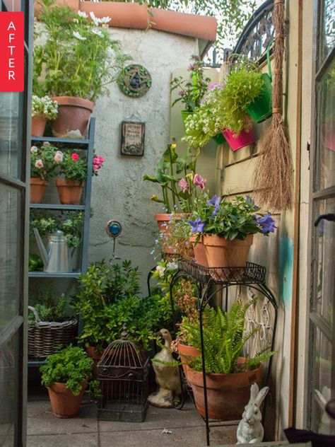 Before & After: Plain Patio to Secret Garden Apartment Patio Gardens, Small Patio Design, Balkon Decor, Small Courtyard Gardens, Courtyard Gardens Design, Small Patio Garden, Small Courtyards, Garden Area, Magic Garden