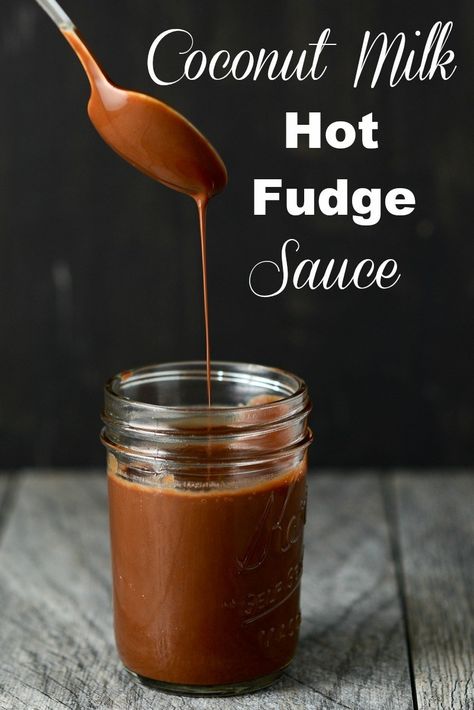 Hot Chocolate Fudge Sauce, Best Hot Fudge Sauce Recipe, Hot Fudge Sauce Recipe Easy, Hot Fudge Ice Cream Topping, Chocolate Fudge Ice Cream Topping, Best Chocolate Sauce Recipe, Ice Cream Chocolate Sauce, Homemade Chocolate Sauce For Ice Cream, Easy Chocolate Sauce For Ice Cream