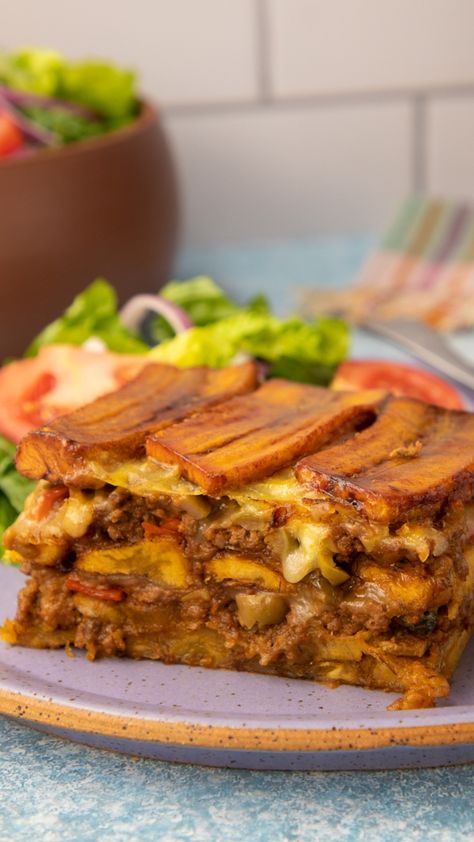 Sweet Plantain Lasagna Recipe, Puerto Rican Lasagna Recipes, Sweet Plantain Lasagna, Stuffed Sweet Plantain Recipes, Puerto Rican Plantain Recipes, Plantain Lasagna Puerto Rico, Puerto Rican Pastelon Recipes, Pastelon Recipe Puerto Rico, Spanish Lasagna