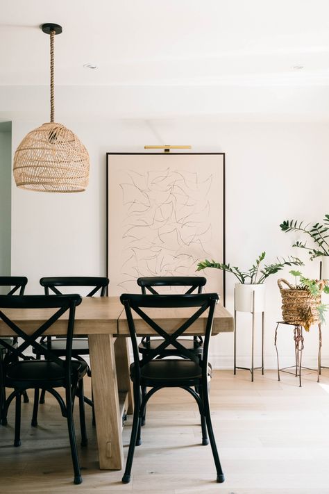 Art Above Table, Art Behind Dining Table, Wall Behind Dining Table, Black Dining Tables, Bright Dining Room, Tall Dining Table, Bright Dining Rooms, Long Dining Table, Black Dining