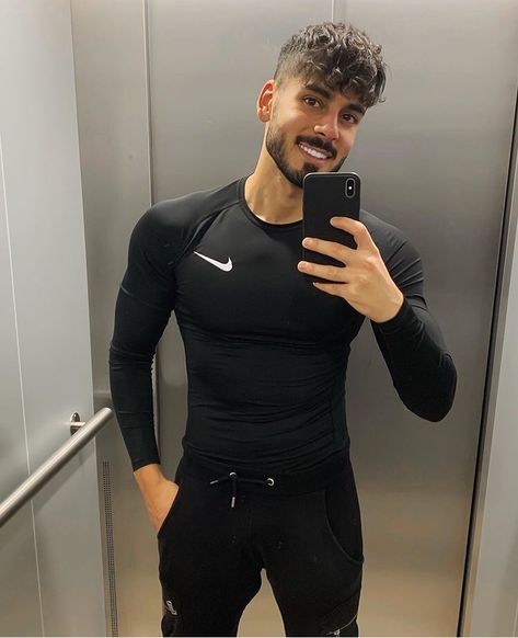 Compression Shirt Outfit Aesthetic Men, Compression Shirt Men Aesthetic, Compression Shirt Outfit, Nike Compression Shirt, Outfit Aesthetic Men, Ootd Gym, Calisthenics Training, Compression Shirt Men, Nike Compression