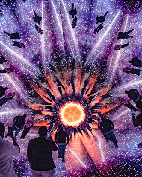 World's biggest walk-through kaleidoscope delivers psychedelic visuals Kaleidoscope Aesthetic, Long Mirror, Photo Inspo, Saudi Arabia, Drama, Collage, Pins