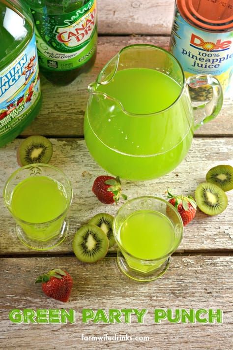 Looking for a green punch? This 3 ingredient recipe is easy to make and sure to be a favorite at a green themed party. Cactus Juice Recipe Punch, Slime Punch Recipe, Princess And The Frog Drinks, Shrek Themed Drinks, Party Punch Halloween, Shrek Birthday Party Food, Halloween Themed Punch, Green Birthday Theme, Green Punch Recipe