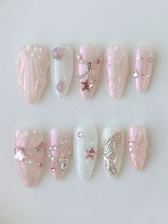 Simple Douyin Nails, Debut Nails, Pink Fairy Nails, Douyin Nails Almond, Simplistic Nails, Almond Nails Simple, Nail Info, Princess Pilates, Yoga Baby