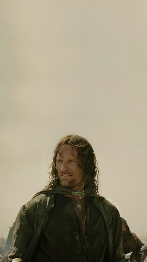 Aragorn Wallpaper Aesthetic, Aragorn Lockscreen, Lord Of The Rings Profile Picture, Aragorn Wallpaper Iphone, Lord Of The Rings Aesthetic Wallpaper, Aragorn Wallpaper, Aragorn Aesthetic, Lotr Wallpapers, Lotr Aragorn