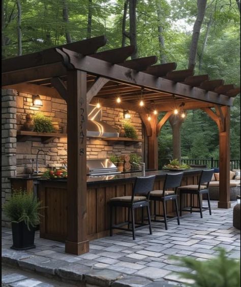 Bbq House Ideas, Outdoor Kitchen Florida, Outdoor Bar And Grill Ideas, Outdoor Kitchen Bar Ideas, Outdoor Kitchen Deck, Rustic Outdoor Kitchens, Outside Kitchen, Modern Outdoor Kitchen, Outdoor Kitchen Decor