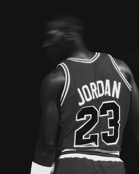 Michael Jordan Icon, Michael Jordan Aesthetic, Basketball Pfp, Nba Pfp, Michael Jordan Pictures, Michael Jordan Basketball, Basketball Is Life, Basketball Photography, Jordan Basketball