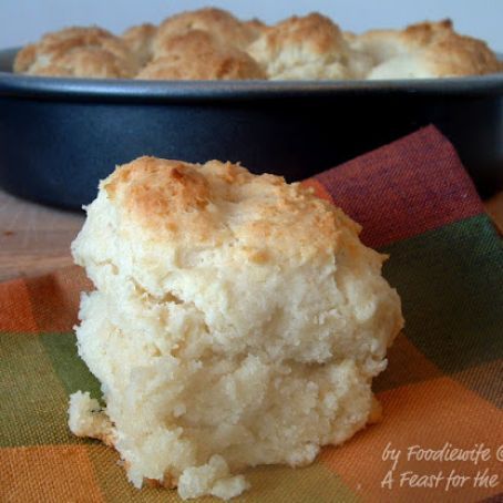 Cat Head Biscuits from Cook's Country Recipe - (4.3/5) Cat Head Biscuits, Beer Biscuits, Easy Drop Biscuits, Drop Biscuits Recipe, Cooks Country Recipes, Real Foods, Country Recipes, Biscuit Mix, Biscuits Recipe