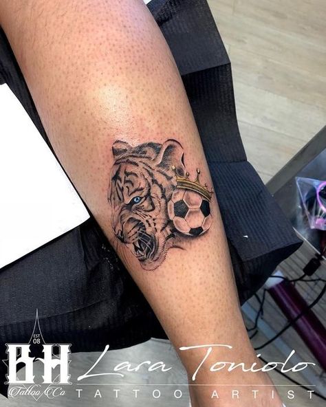 Tattoo Ideas For Men Hills Tattoo, Soccer Tattoos, Watch Tattoo Design, Medium Tattoos, Football Tattoo, Football Passion, O Tattoo, Tiger Football, Watch Tattoos