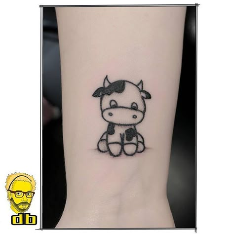 Tiny Cow Tattoo, Cow Tattoo With Flowers, Cute Christian Tattoos, Cow Art Cute, Tattoos Cow, Tattoo Grandma, Cow Tattoos, Leg Patchwork, Tattoo With Flowers