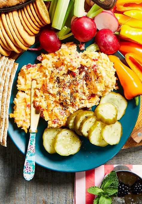 Our Best No-Cook Appetizers for Easy Party Prep Appetizer Dinner Ideas, Pimiento Cheese Dip, Appetizer Dinner, Best Party Appetizers, Throwback Party, Veggies Recipes, Pimiento Cheese, No Cook Appetizers, Smoked Cheese