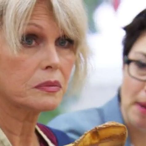 The 10 funniest Joanna Lumley quotes from Comic Relief Bake Offghkuk Johanna Lumley, Joanna Lumley Young, Absolutely Fabulous Quotes, History Of Baking, Dame Edna, Jennifer Saunders, Joanna Lumley, Ab Fab, 10 Funniest