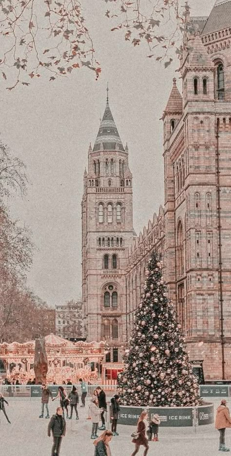 London Wallpaper, Collage Mural, Christmas Dreaming, Xmas Wallpaper, Christmas Wallpaper Backgrounds, Christmas Aesthetic Wallpaper, Christmas Collage, Christmas Phone Wallpaper, Cute Christmas Wallpaper