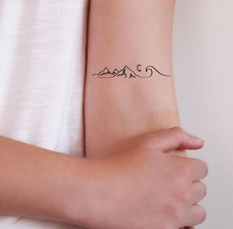 Mental Health Tatoos Ideas Minimalist, Beach And Mountain Tattoo, Jv Tattoo, Ny Tattoo, Tattoo Chart, Bohemian Tattoo, Minimalist Tattoo Meaning, Magic Runes, Phrase Tattoos