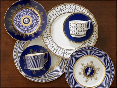 Wedgwood fine china and home decor Dining Furniture Makeover, Rustic Dining Furniture, Fine Dinnerware, Dark Wood Furniture, Luxury Tableware, Tableware Collection, Outdoor Dining Furniture, Furniture Restoration, Thrift Stores