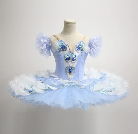 Ballet Variations, Beauty Professional, Blue Tutu, Feather Decor, Little Ballerina, Ballet Tutu, Ballet Costumes, Tutu Skirt, Dance Costumes